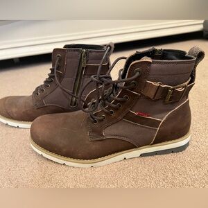 Men’s Levi’s boots size 12